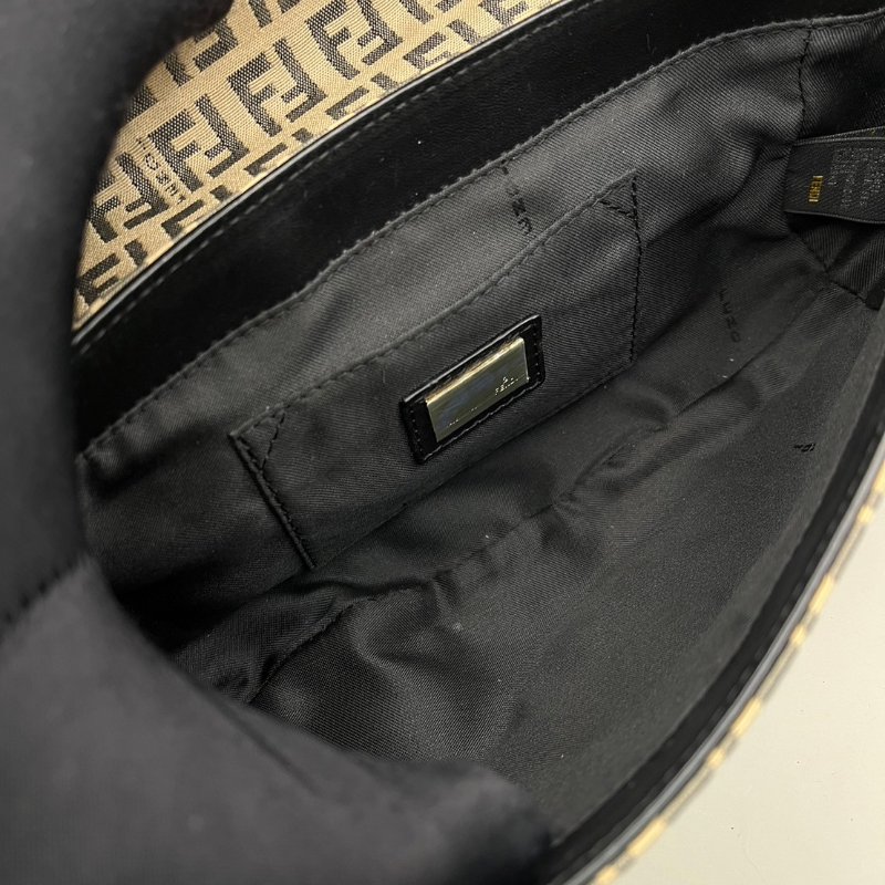🏷Fendi 飛碟包-3