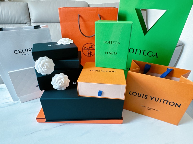 BOTTEGA VENETA 護照夾 BV 護照套 大編織 小編織-4