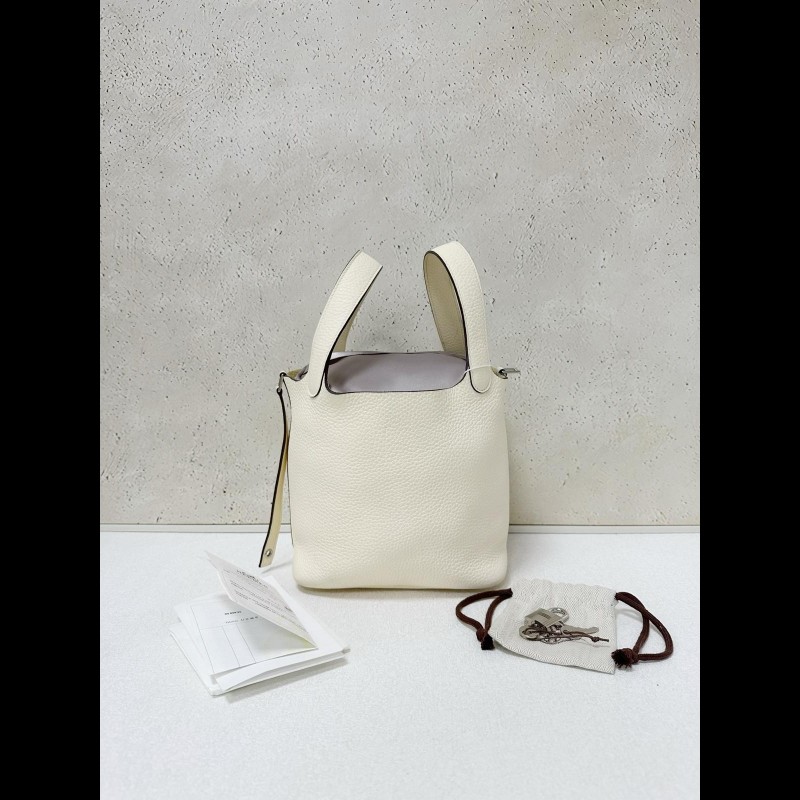 Hermes picotin 18菜篮子
奶油白銀扣-0