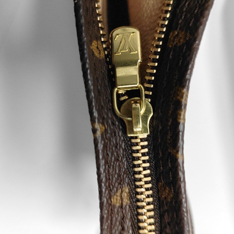 LOUIS VUITTON VOYAGE棕色塗層帆布老花洗漱包手拿包 金色五金 中古款-11