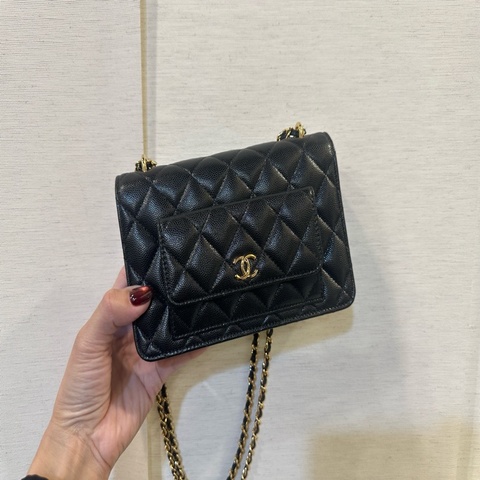 Chanel 黑荔枝皮金釦前口袋肩斜背WOC AP3464