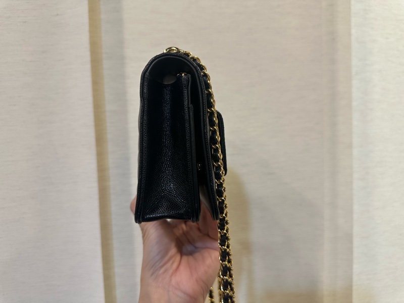 Chanel 黑荔枝皮金釦前口袋肩斜背WOC AP3464-2