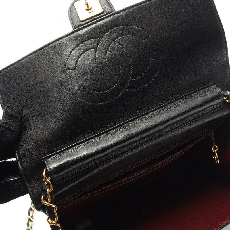 香奈兒 (CHANEL) 絎縫單蓋鏈條肩背包，羊皮材質，黑色，二手，金色五金，CC-5