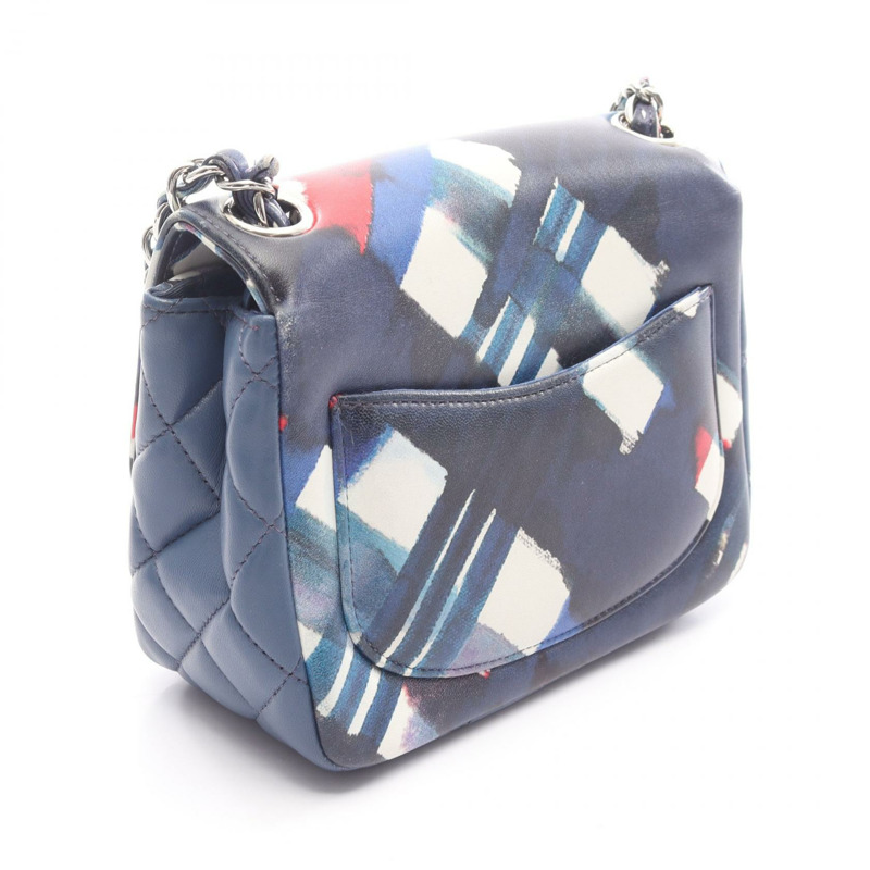 香奈兒 Airline Matelasse 鏈條肩背包，皮革材質，藍色多色，二手 SHW CC-1