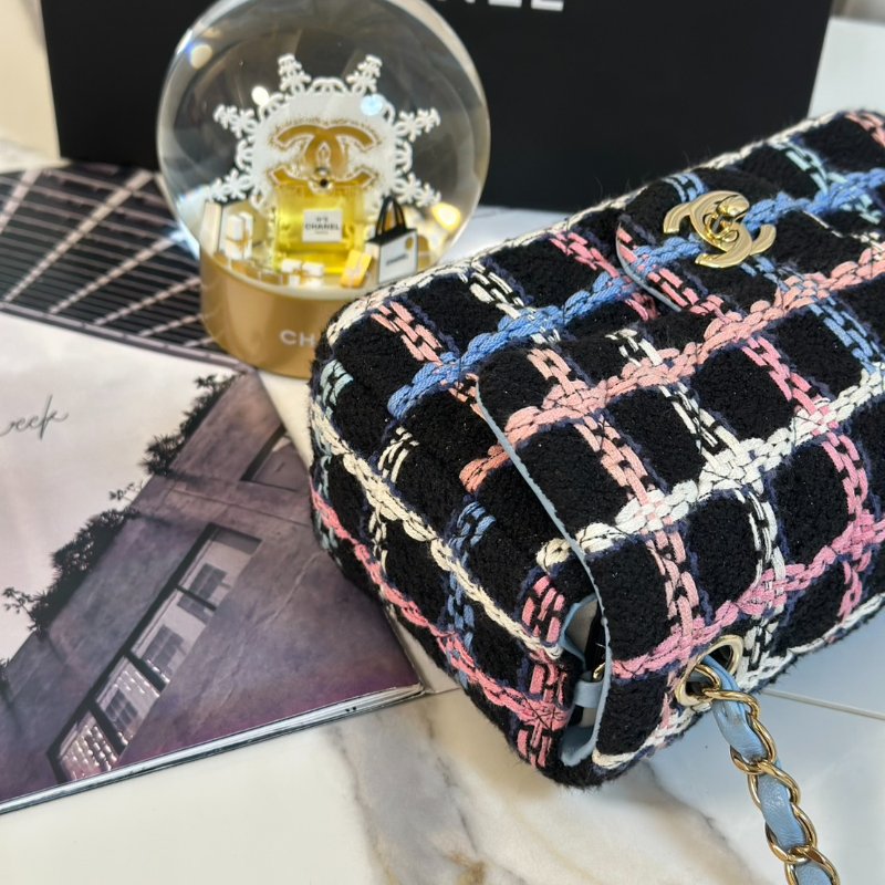 CHANEL 經典口蓋包Mini CF20 -  編織毛呢黑金-2