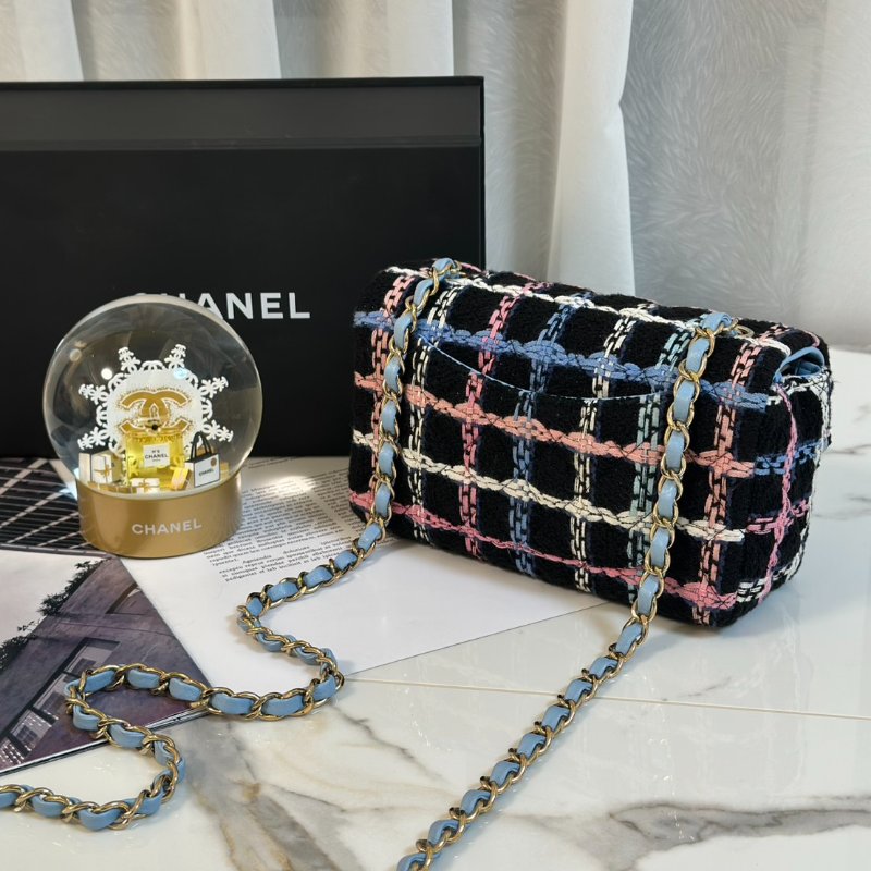 CHANEL 經典口蓋包Mini CF20 -  編織毛呢黑金-6