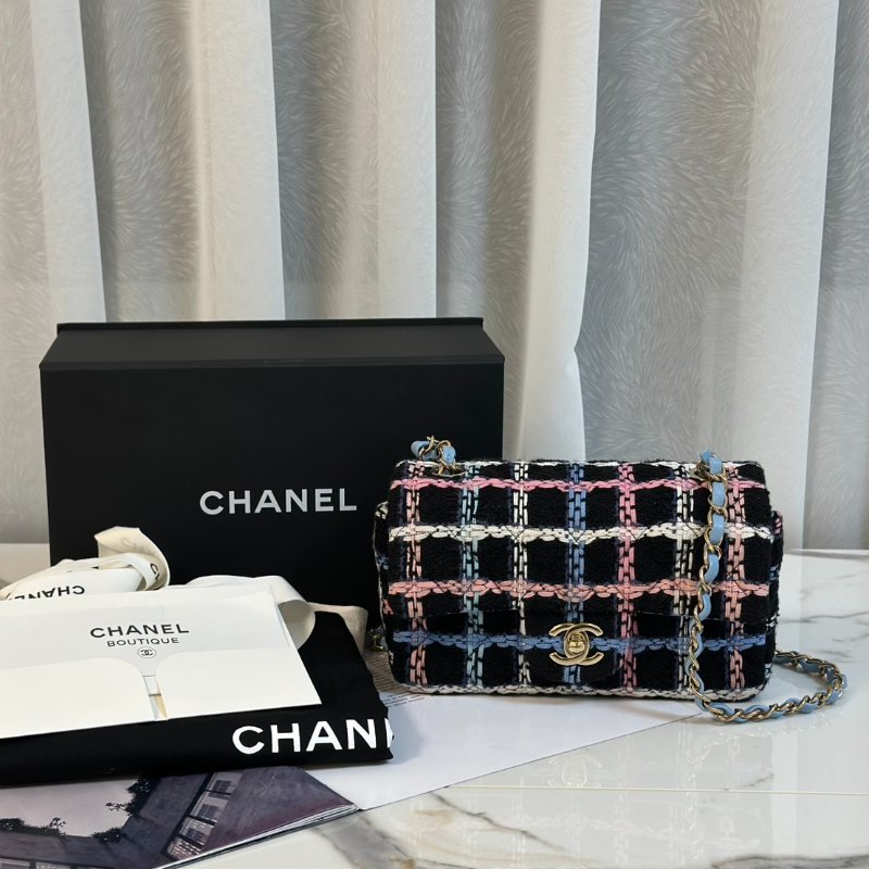 CHANEL 經典口蓋包Mini CF20 -  編織毛呢黑金-7