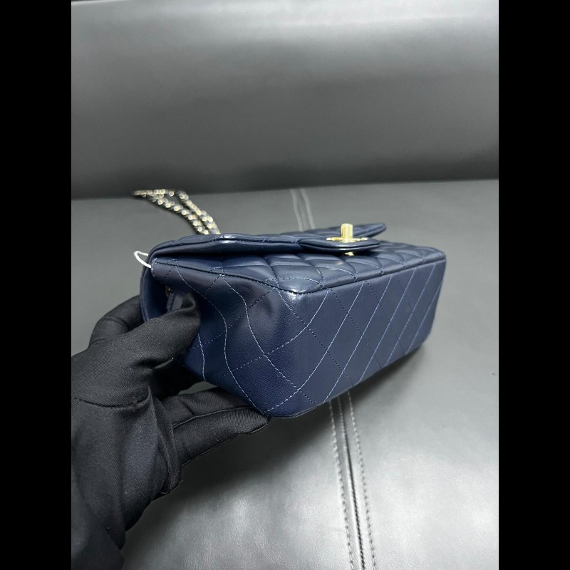 Chanel classic flap mini
深蓝色 淡金扣 CF大mini鏈條包-4