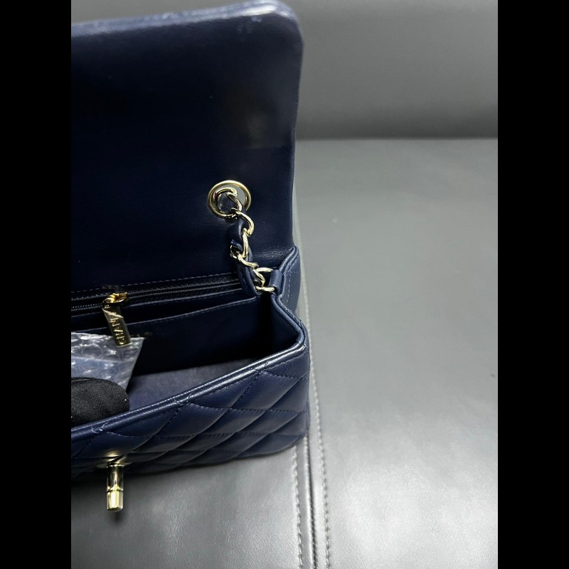 Chanel classic flap mini
深蓝色 淡金扣 CF大mini鏈條包-13