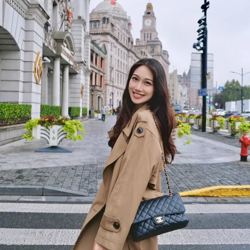 CHANEL 經典口蓋包 CF23 - 粒面牛皮黑金-1