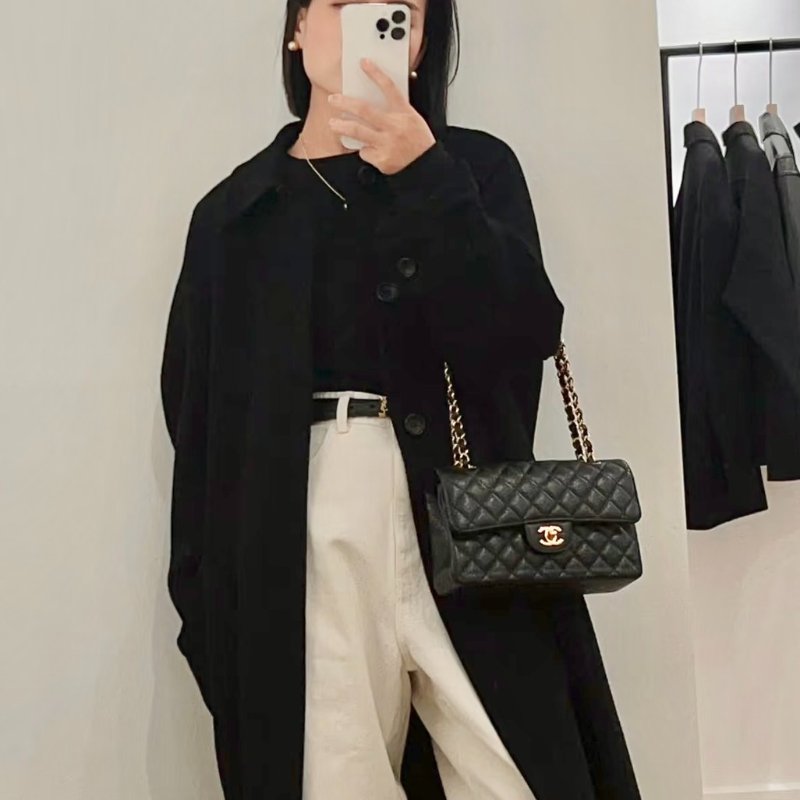 CHANEL 經典口蓋包 CF23 - 粒面牛皮黑金-12