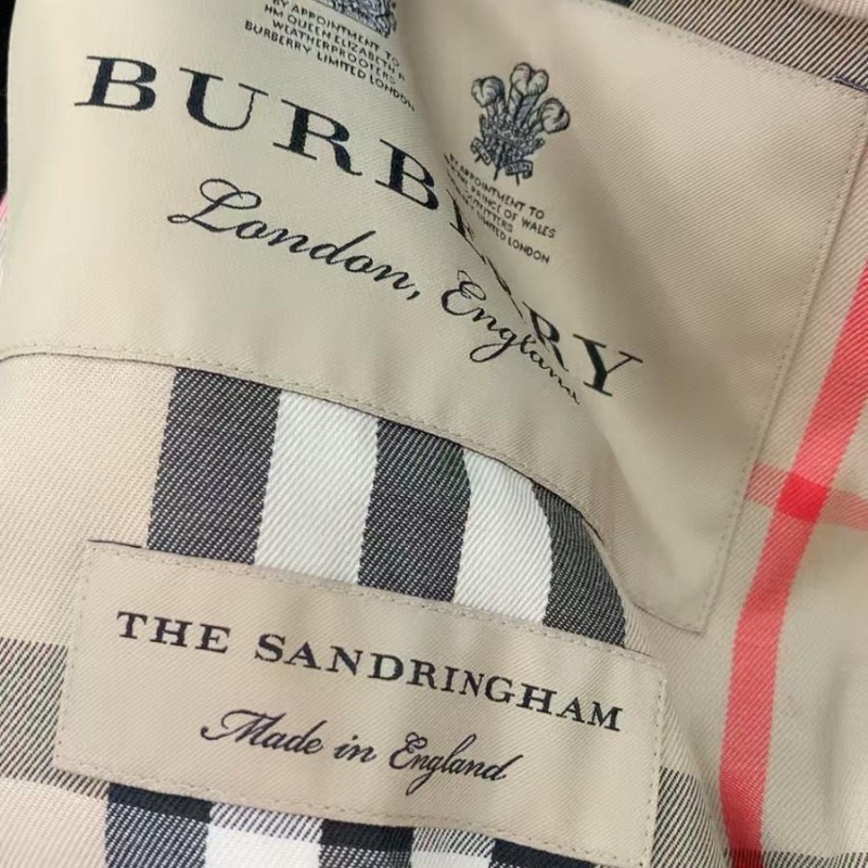 Burberry Trench coat-2