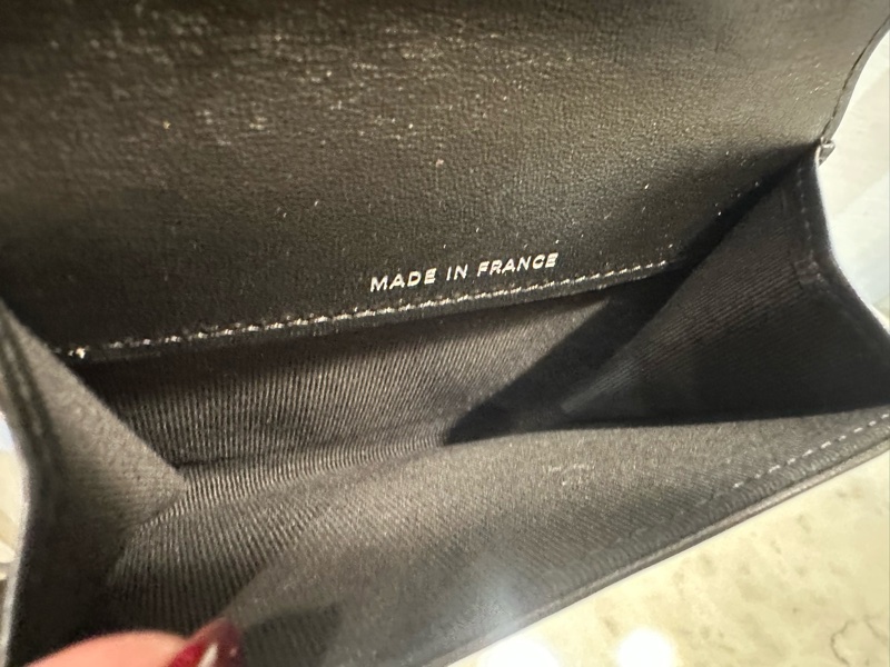 Chanel 黑羊皮黑釦下蓋卡包AP0214-5