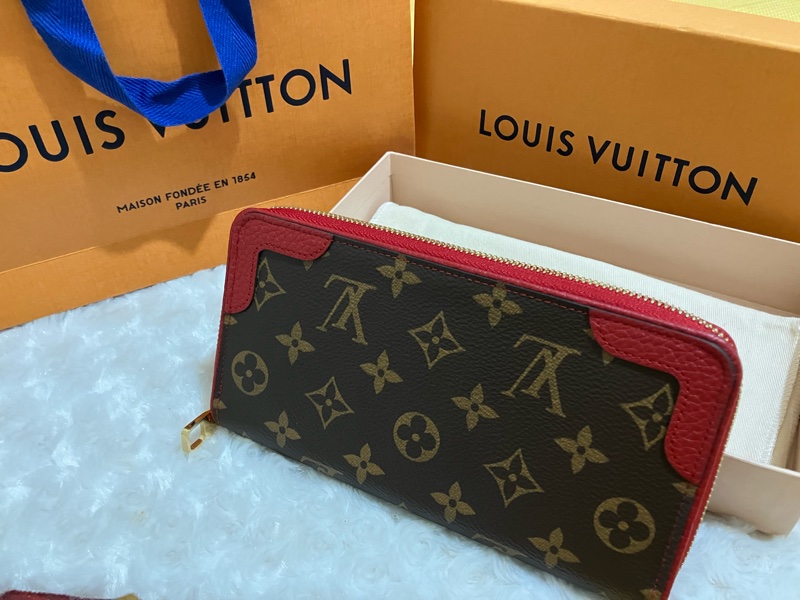 全新LV長夾 ㄇ字型拉鍊 絕版品-0