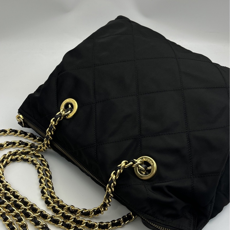 🏷️ Prada 降落傘包-6