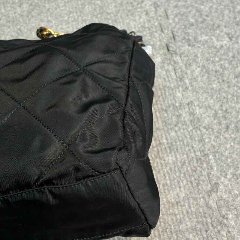 🏷️ Prada 降落傘包-17