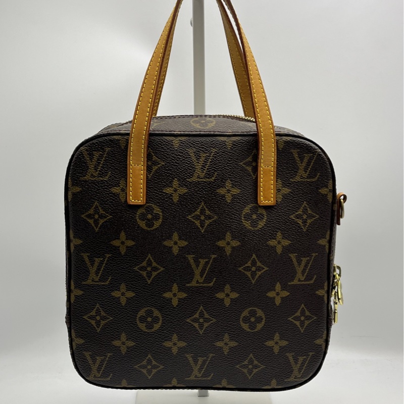 🏷️ Louis Vuitton-2