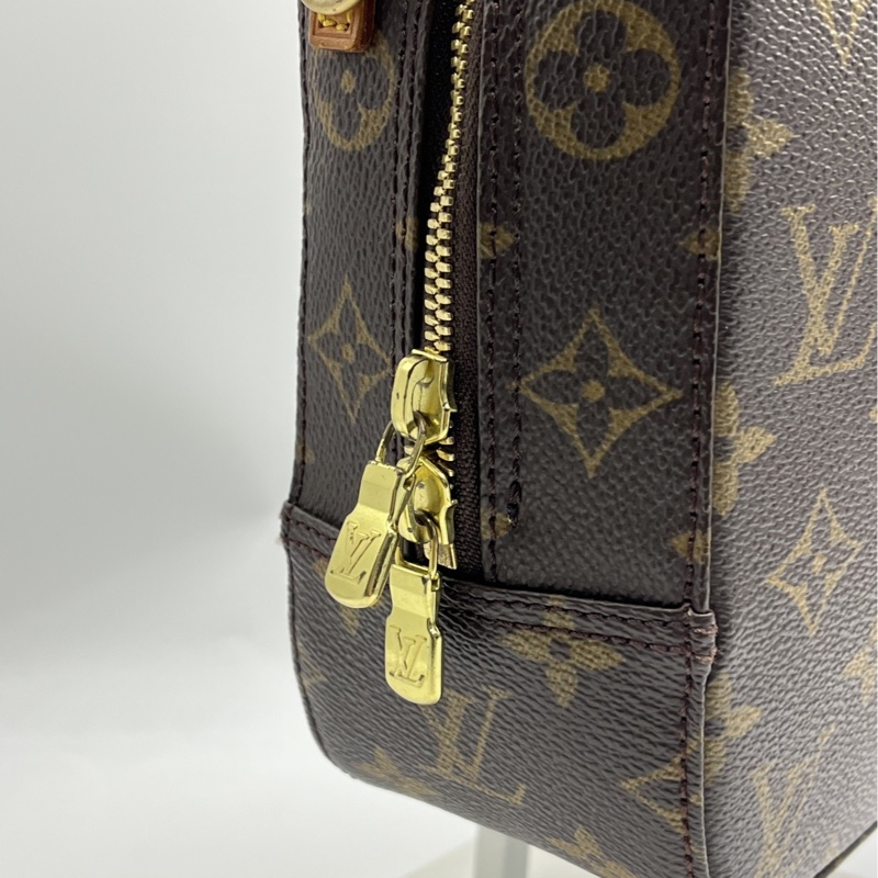 🏷️ Louis Vuitton-8