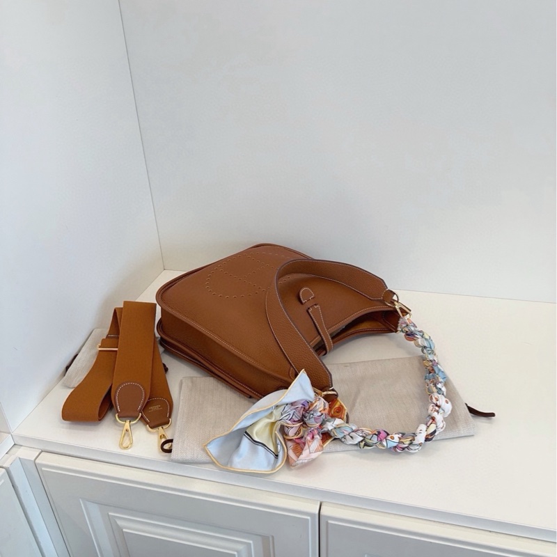 【99新🆕】Hermes 金棕色金扣Evelyne 29依芙琳 B刻 單肩包-4