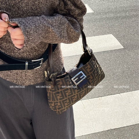 🏷️ Fendi 牛角法棍