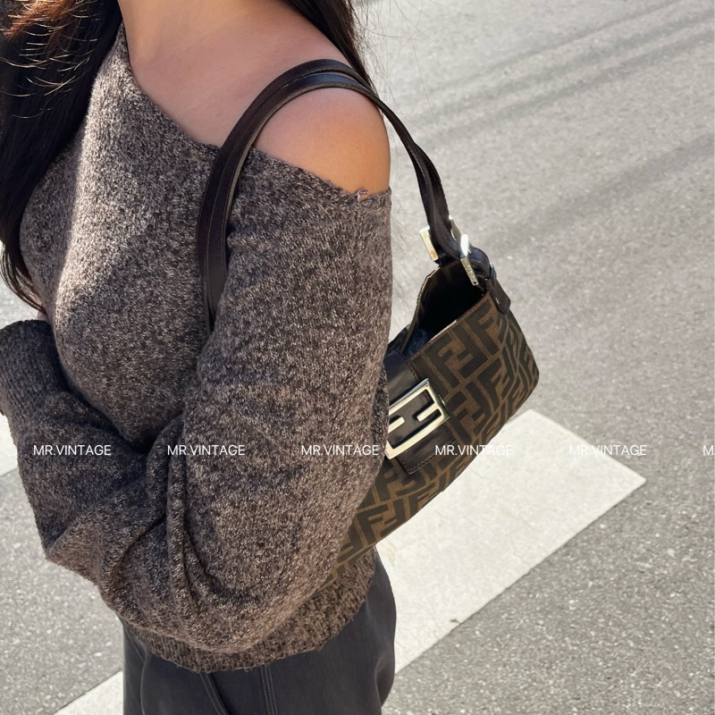 🏷️ Fendi 牛角法棍-1