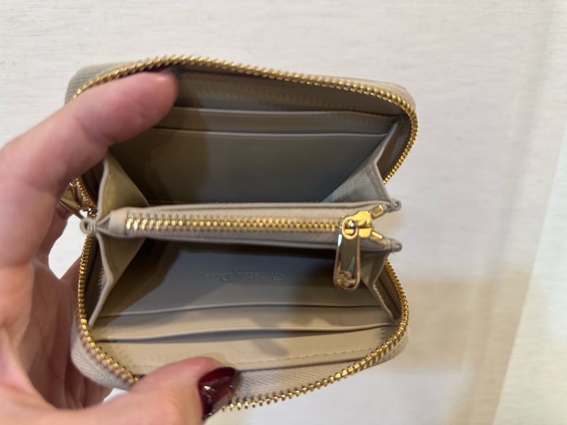 Dior 沙色羊皮金釦LadyDiorVoyageurㄇ拉4卡零錢卡包S09850ONMJ-4