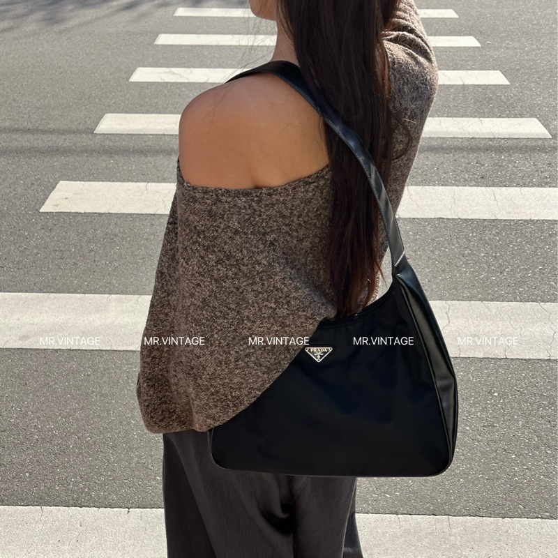 🏷️ Prada Hobo (尼龍拼接牛皮-0