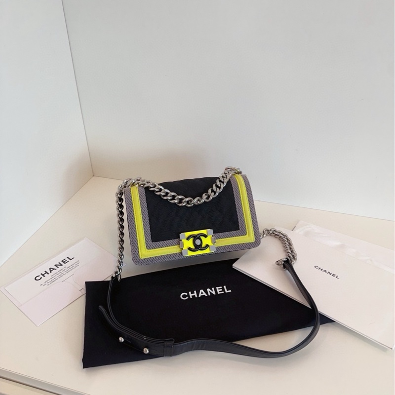 【98新以上🆕】Chanel 限量走秀款 帆布三拼色Leboy小號 斜挎包-0