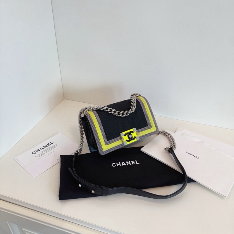 【98新以上🆕】Chanel 限量走秀款 帆布三拼色Leboy小號 斜挎包-1