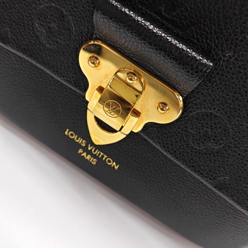 LOUIS VUITTON VAVIN 小 號黑色牛皮老花壓紋單肩包斜挎包 金色五金-8