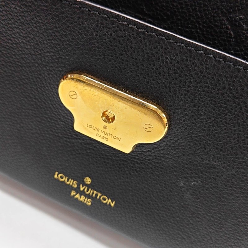 LOUIS VUITTON VAVIN 小 號黑色牛皮老花壓紋單肩包斜挎包 金色五金-9