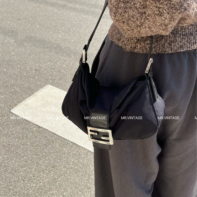 🏷️ Fendi 法棍包-2