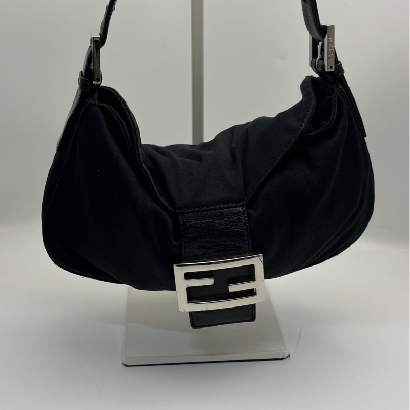 🏷️ Fendi 法棍包-3