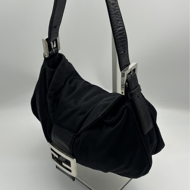 🏷️ Fendi 法棍包-4