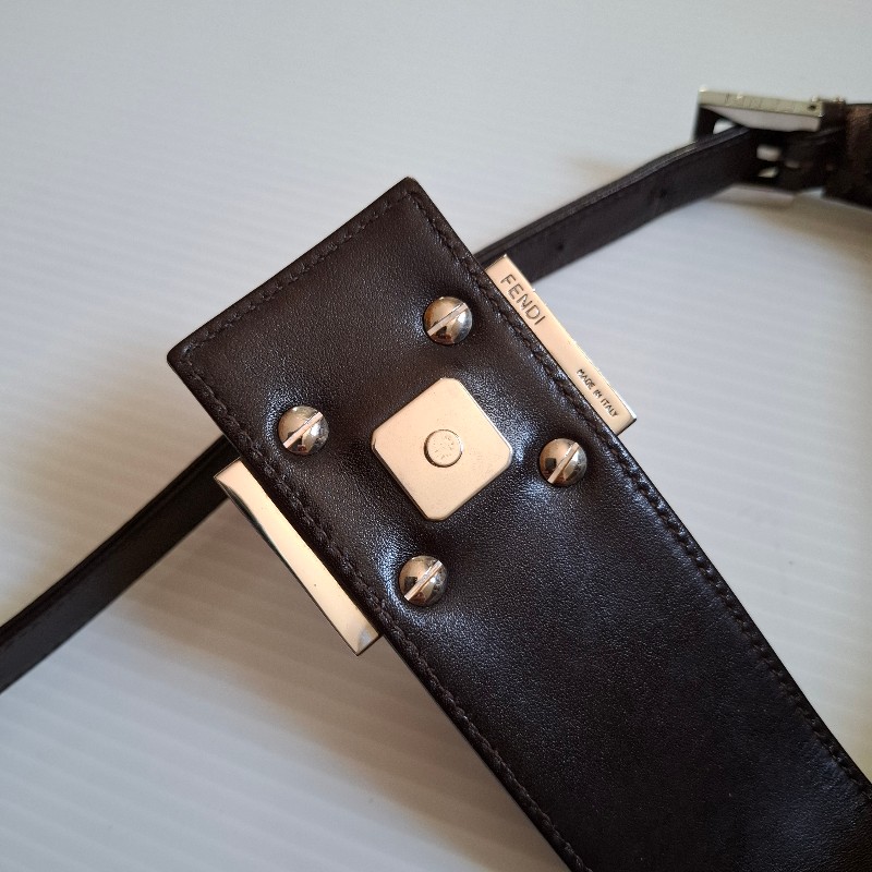 FENDI vintage 新月包「牛角包」彎月包-6