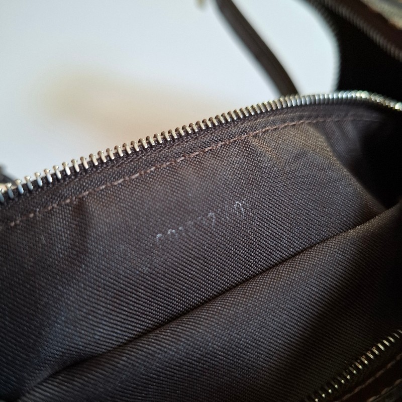 FENDI vintage 新月包「牛角包」彎月包-9