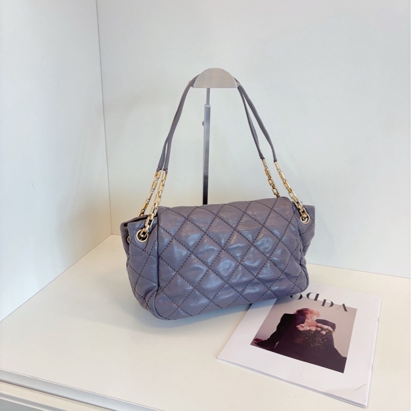 【97新🆕】Chanel 灰金外縫線 牛皮鏈條單肩包-1