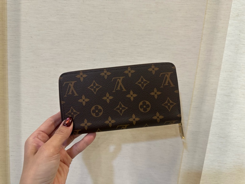 LV 原花金釦ㄇ拉12卡長夾M42612-1