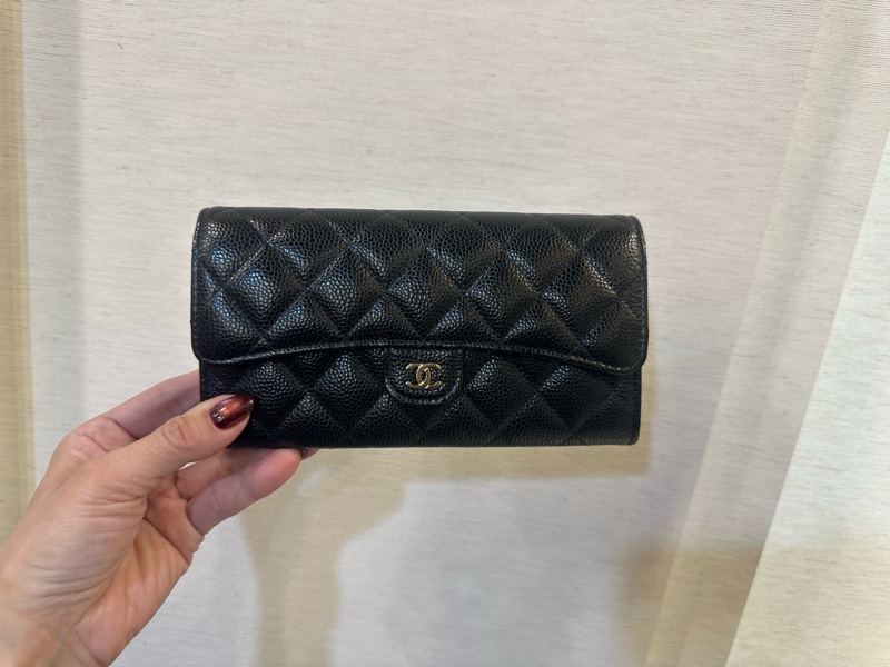 Chanel 黑荔枝皮金釦下蓋內零錢袋12卡長夾AP0241-0