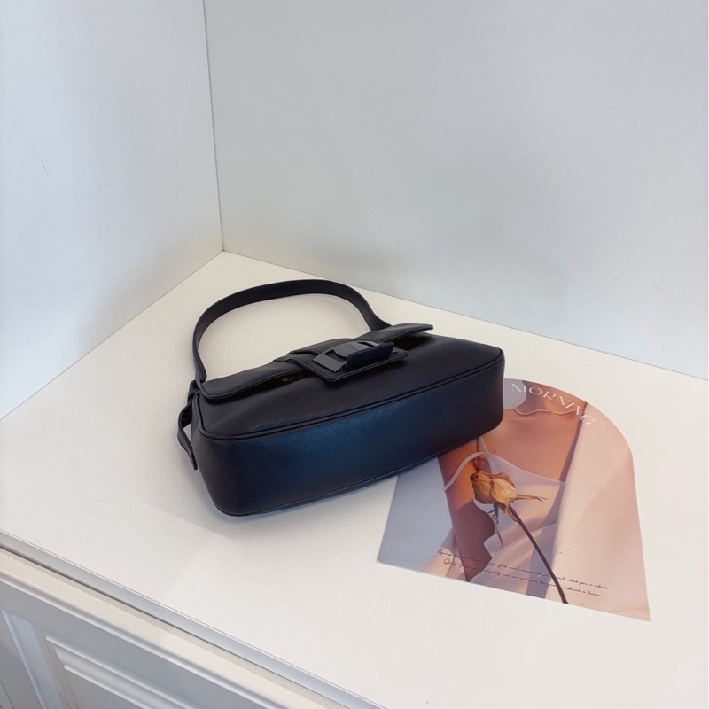 【97新🆕】Ferragamo  so black 全皮單肩hobo 法棍腋下包-6