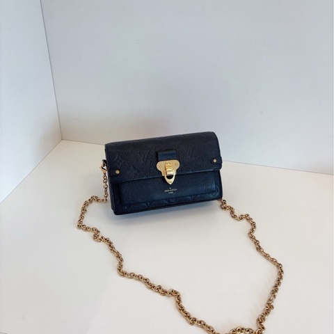 【98新🆕 】LV  Vavin Woc 黑金 壓紋鏈條包 斜挎包