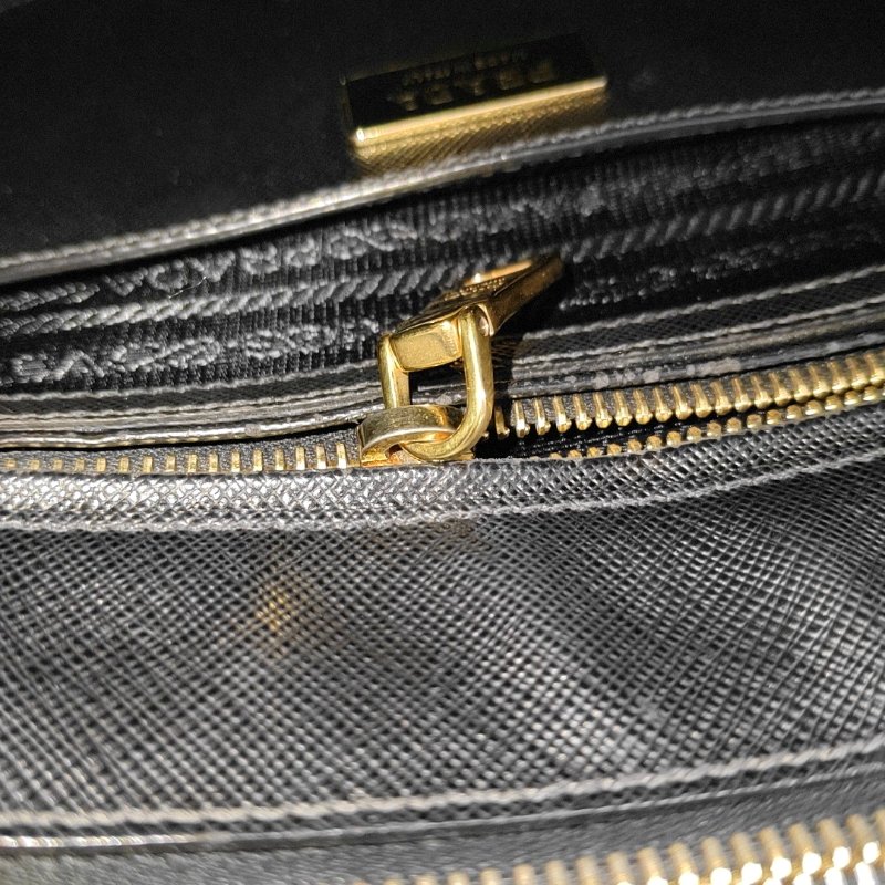 PRADA Galleria 大號 黑色牛皮徽標殺手包單肩包手提包 金色五金 可拆卸肩帶-10