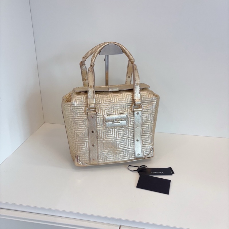 【97新🆕】VERSACE 範思哲 金色編織手提包-0