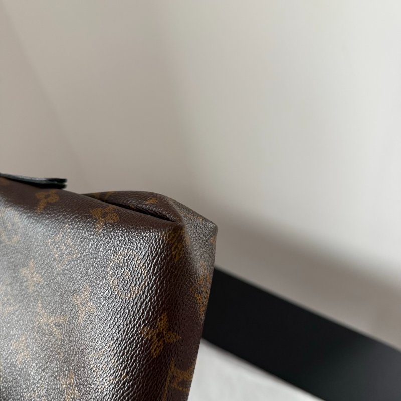 (🌷國外現貨)🏷LV 路易威登．Pallas clutch 傳奇包 M41639-6