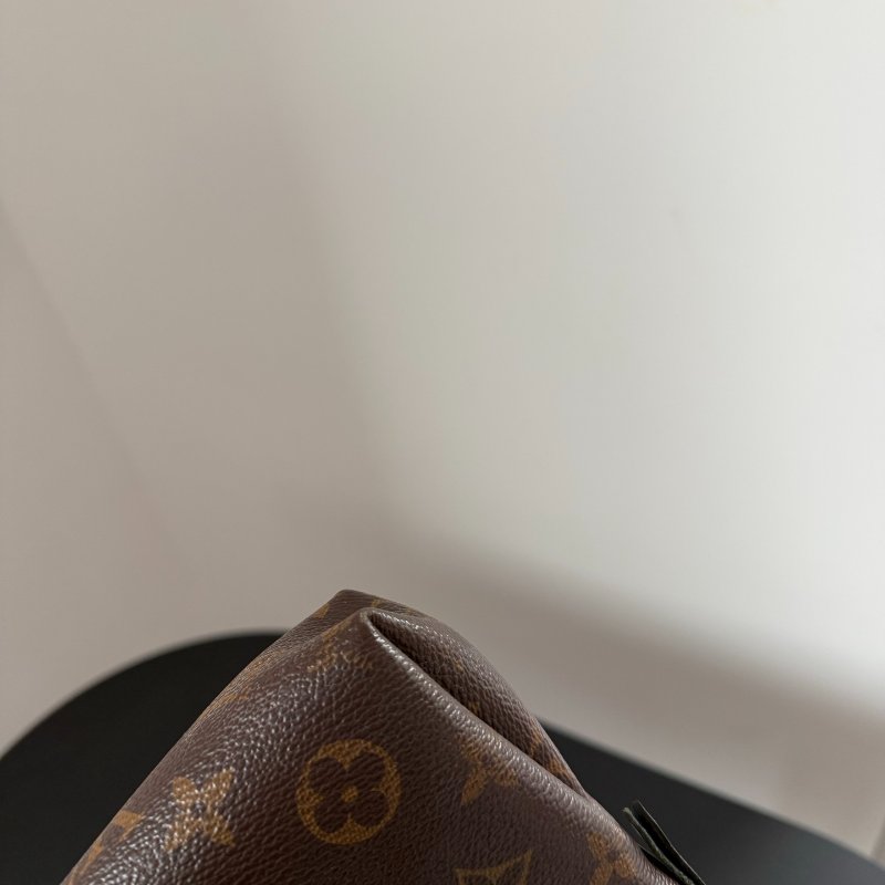 (🌷國外現貨)🏷LV 路易威登．Pallas clutch 傳奇包 M41639-7