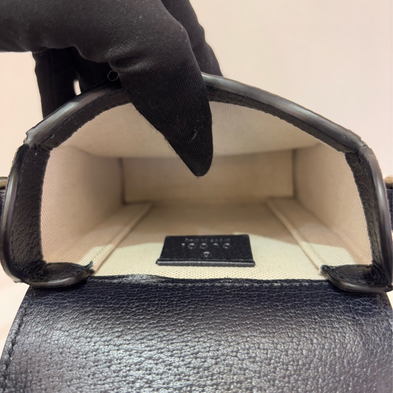 Gucci藍PVC 1955掀蓋直式手機包-8