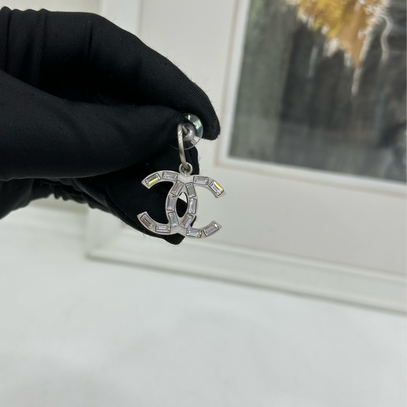 Chanel香奈兒水鑽大logo耳環 直徑2.5cm-2