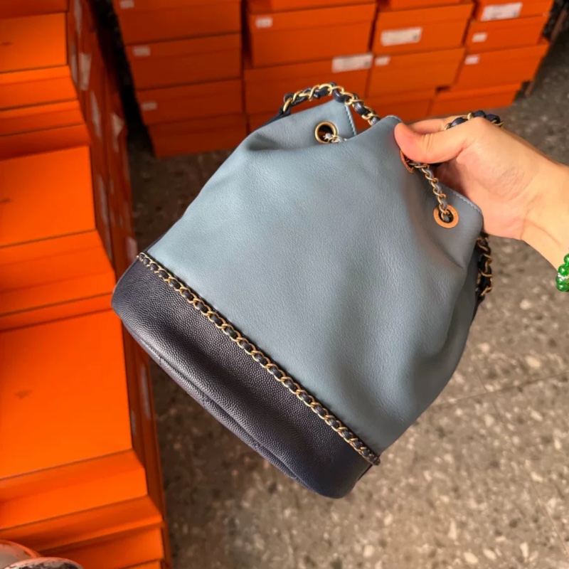 Chanel 拼色水桶-2