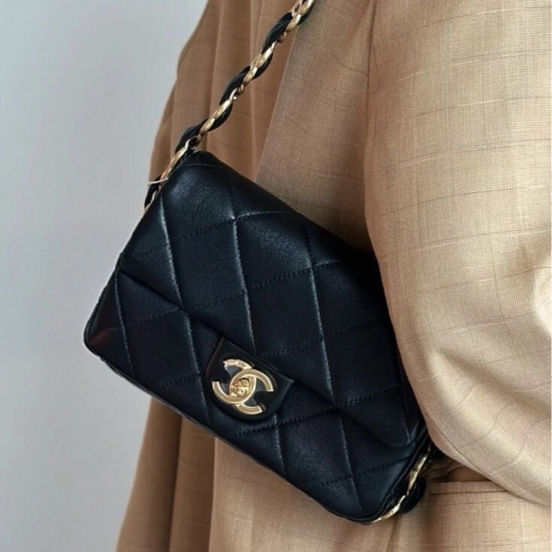 【配件：防塵袋 99新💕】Chanel 24K cf 小號 hobo 黑金 黑色 金扣 雙c寬肩帶 羊皮 手提 單肩 腋下-3