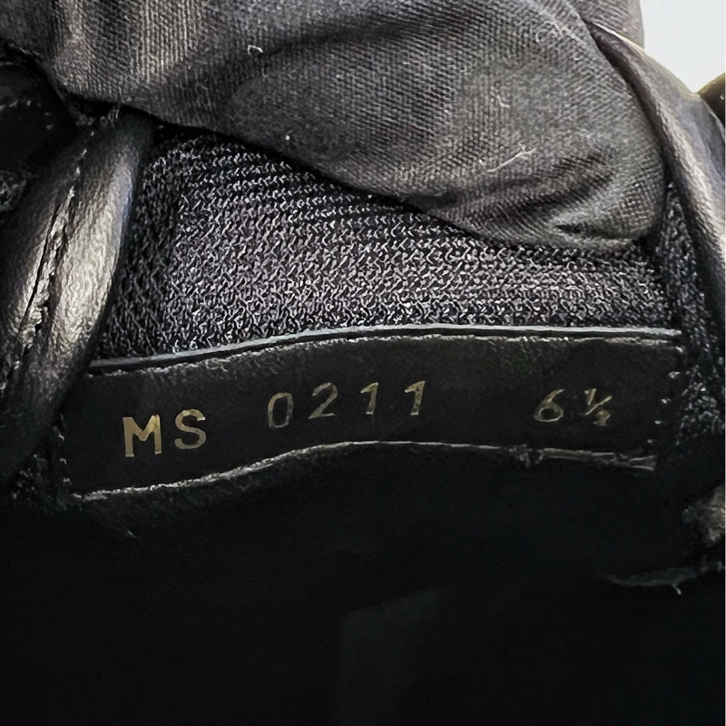 99 新❤️Lv 黑色老花男士板鞋/休閒鞋，又稱黑武士 低調經典款 碼數：40.5-4